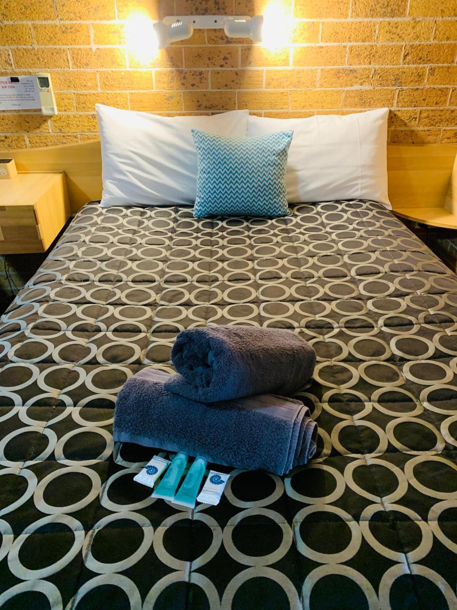 Town And Country Motor Inn Tamworth Ruang foto
