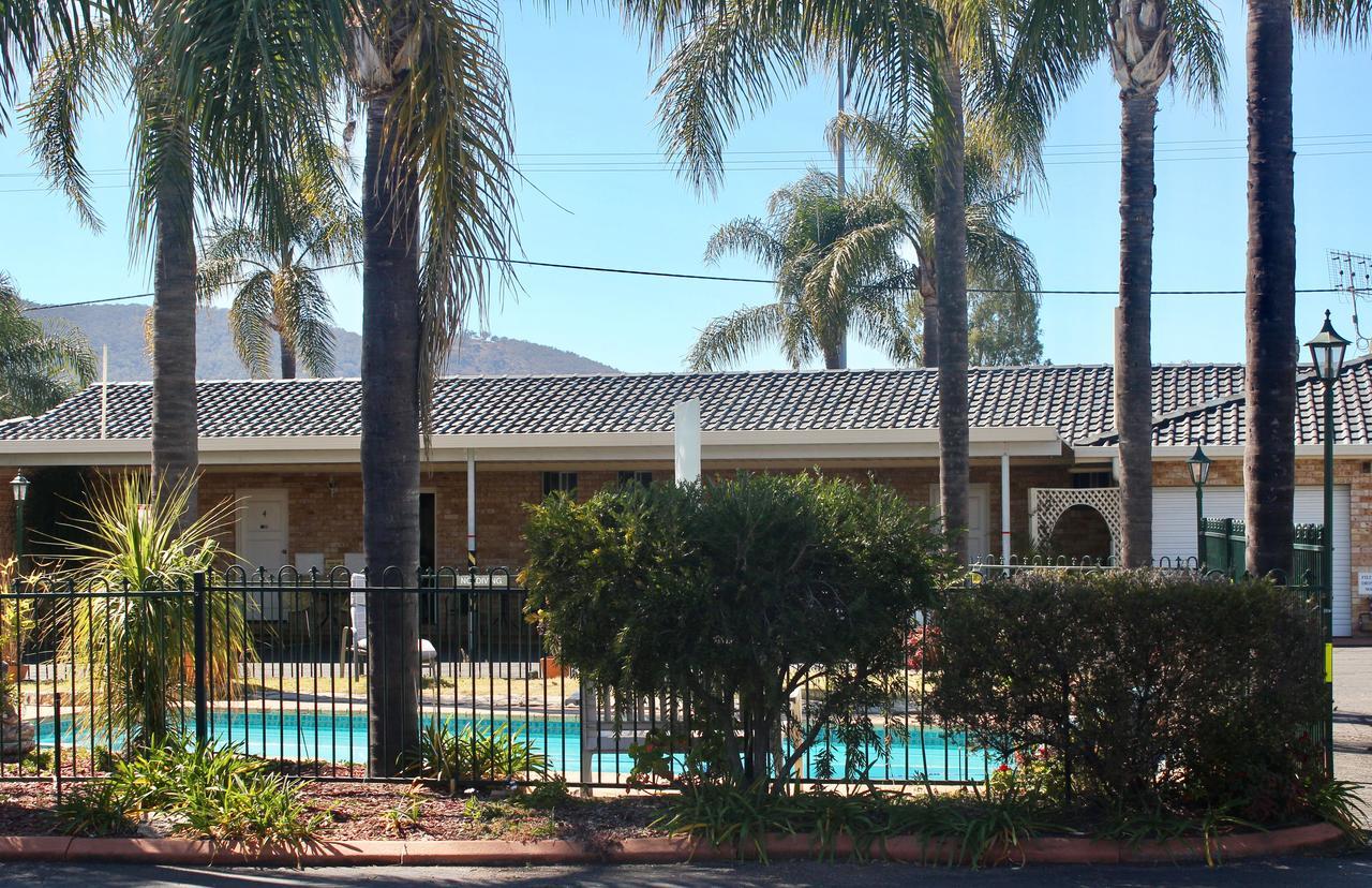 Town And Country Motor Inn Tamworth Bagian luar foto